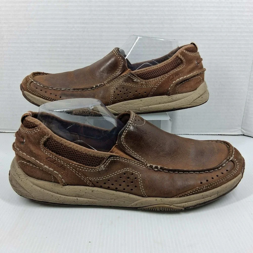 Clarks Mens 30539 Brown Leather Suede Slip On Loafers Moc Toe Shoes Size 9M